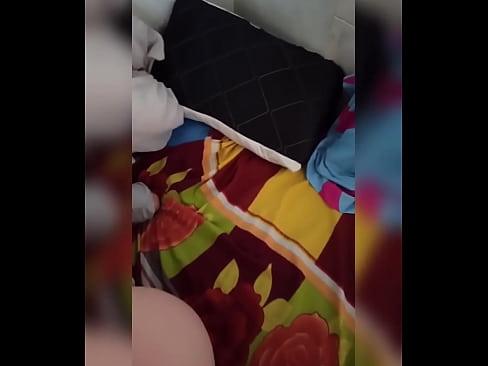 ❤️ Nag-iisa ang kasama ko sa bahay dahil nagbabakasyon ang kanyang asawa at sinasamantala ko ang pagkakataon na sipain siya at punuin ng gatas ang kanyang puwet. super porn sa amin